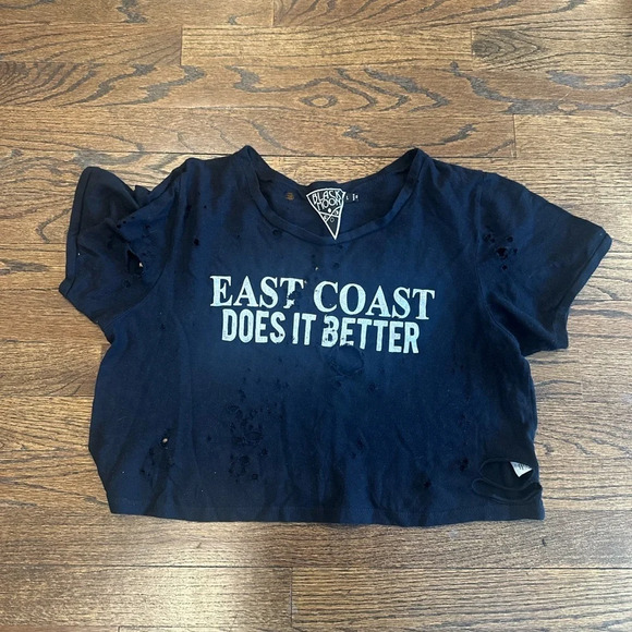 BLACK MOON URBAN OUTFITTERS Distressed Cropped T-Shirt Size Large u0773 - Picture 1 of 9